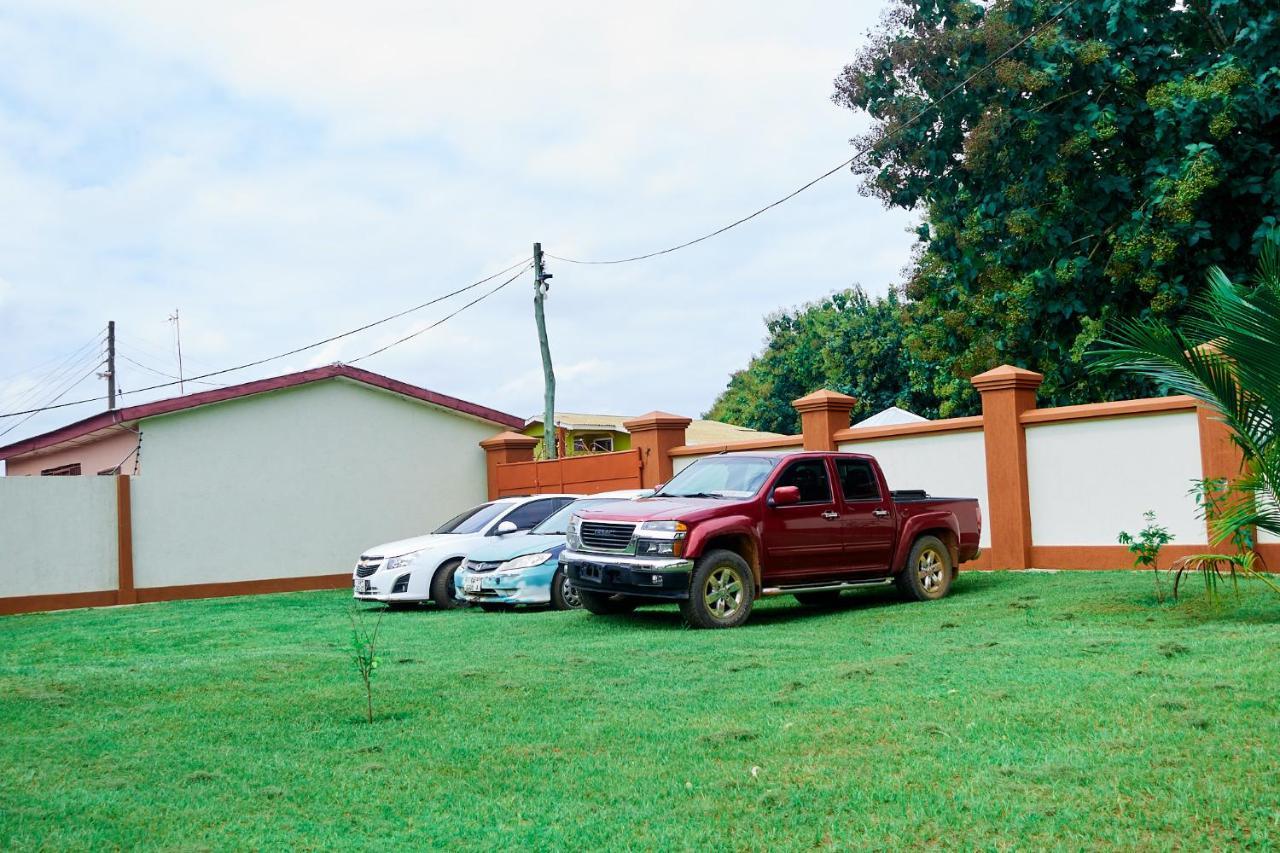Indigo Cottage And Apartment Kumasi Zewnętrze zdjęcie